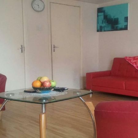 Clean And Modern 1 Bedroom Apartment Hounslow Zewnętrze zdjęcie